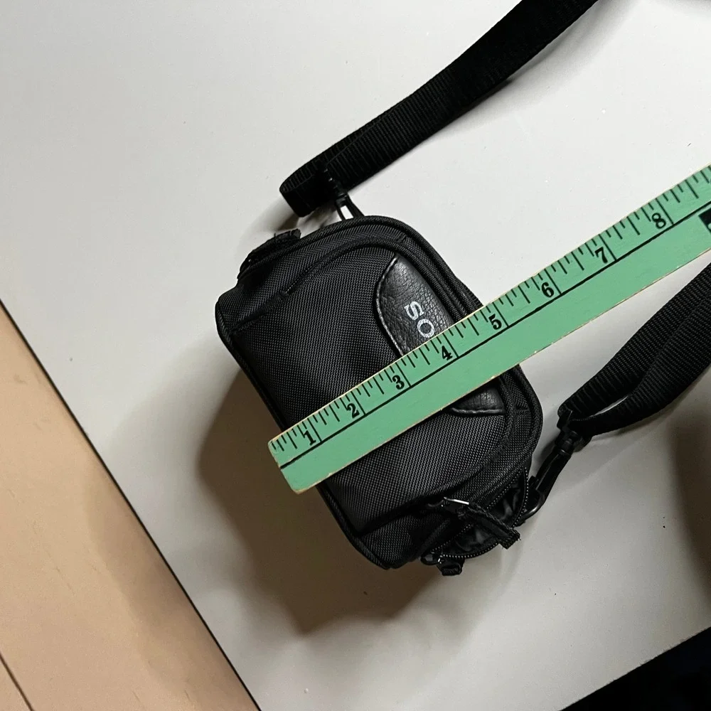 Sony Compact Camera‎ Bag Black Nylon Padded Carrying Case with Shoulder Strap